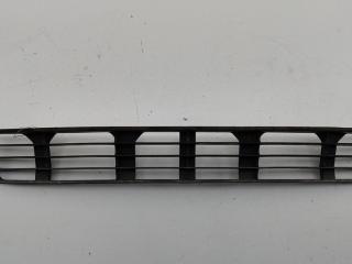 заглушка (решетка) в бампер Audi A4 B5 1998, 1.8 л., бензин, МКПП, серый, седан, 8D0807683
