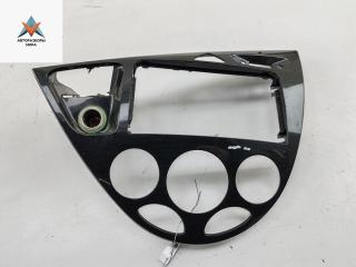 рамка под магнитолу Ford Focus 1 поколение [рестайлинг] 2001, 1.6 л., i, бензин, МКПП, серый, хетчбэк 5 дв., XS4XA046A04AAW