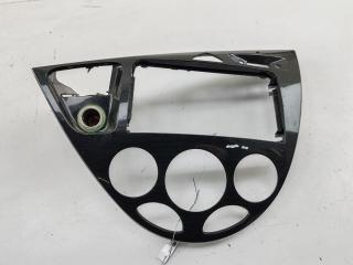 рамка под магнитолу Ford Focus 1 поколение [рестайлинг] 2001, 1.6 л., i, бензин, МКПП, серый, хетчбэк 5 дв., XS4XA046A04AAW