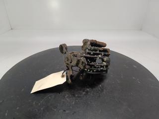 суппорт задний левый Volkswagen Passat B5 1999, цвет