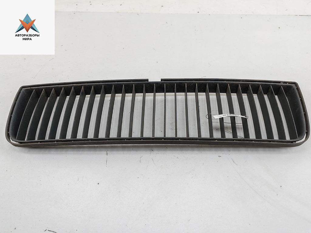 заглушка (решетка) в бампер Skoda Octavia mk1 (A4 1U) 2006, 1.9 л., дизель, МКПП, серый, универсал, 1U0853677 - фото №1