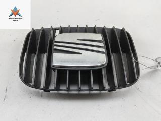 решетка радиатора SEAT Leon 1 поколение 2003, чёрный, хетчбэк 5 дв., 1M0853651F