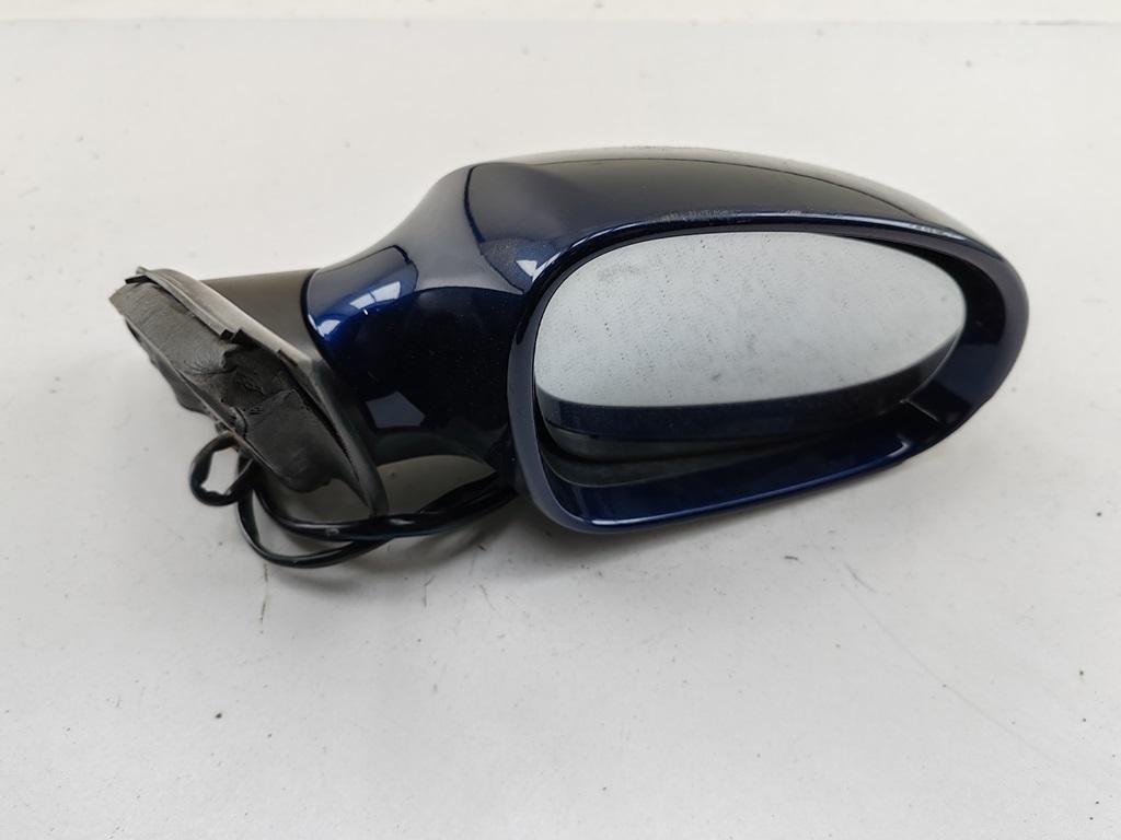 зеркало правое Volkswagen Passat B6 2006, 2.0 л., дизель, МКПП, синий, универсал, 3C0857934