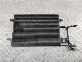 радиатор кондиционера Volkswagen Passat B5 1999, 1.9 л., дизель, МКПП, зелёный, универсал, 8D0260401H