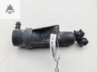 форсунка омывателя фары Volkswagen Passat B5 1997, 1.8 л., бензин, МКПП, серый, универсал, 3B0955976B