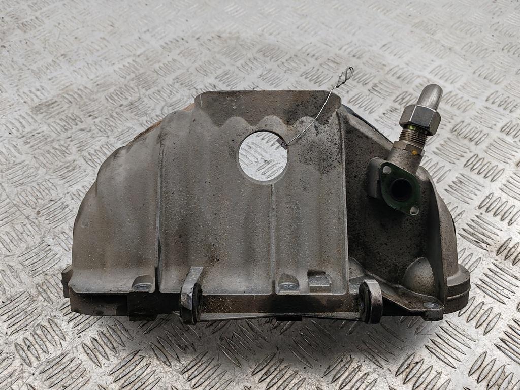 тепловой экран глушителя Volkswagen Golf-4 2002, 2.0 л., бензин, МКПП, серый, универсал, 06A133228N