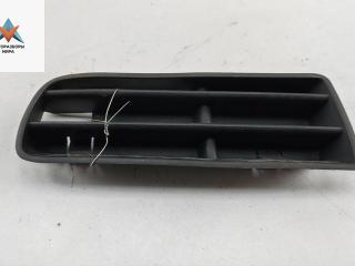 заглушка (решетка) в бампер Volkswagen Golf 4 поколение 1999, 1.6 л., бензин, МКПП, синий, универсал, 1J0853665B