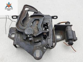 замок капота Volkswagen Passat B5 [рестайлинг] 2002, 1.6 л., бензин, МКПП, серый, седан, 3B0823509