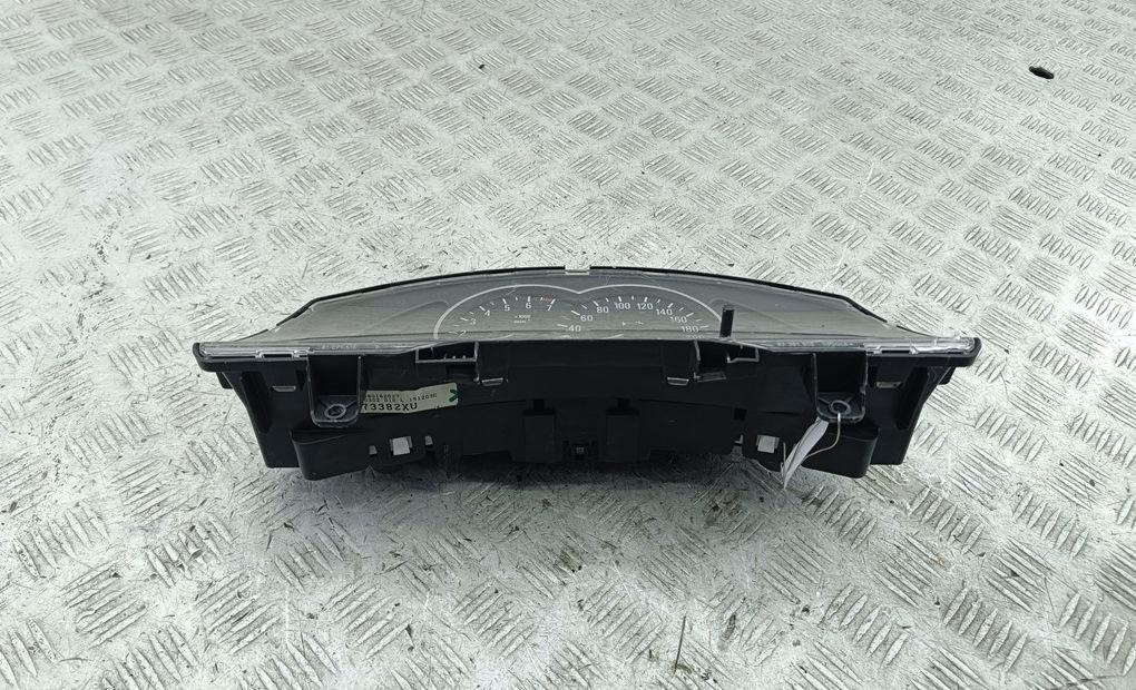 приборная панель Opel Meriva A 2004, 1.6 л., бензин, МКПП, красный, минивэн, 13173382XU