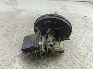 вакуумный усилитель тормозов Volkswagen Golf 3 поколение 1995, 1.4 л., бензин, МКПП, красный, хетчбэк 3 дв.