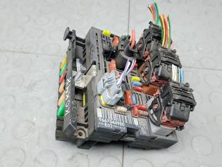 блок предохранителей Peugeot 5008 1 поколение 2010, 1.6 л., дизель, МКПП, минивэн, 9667044980