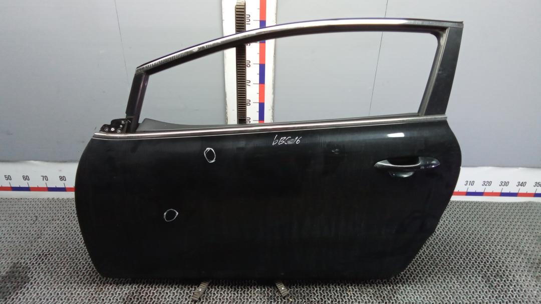 дверь передняя левая Kia Ceed 2 поколение 2013, 1.6 л., дизель, МКПП, хетчбэк 5 дв. - фото №1