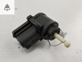 корректор фар Volkswagen Golf 4 поколение 1998, 1.6 л., бензин, АКПП, серый, хетчбэк 3 дв., 1J0941295B