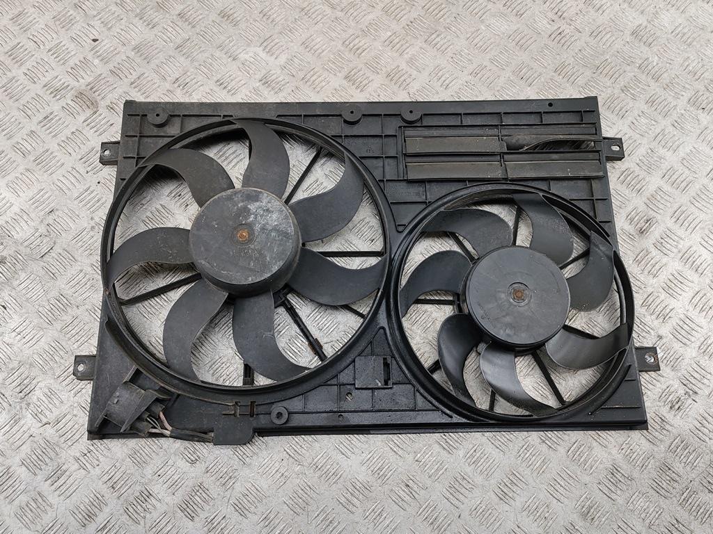 вентилятор радиатора Volkswagen Passat B6 2007, 2.0 л., дизель, АКПП, серый, универсал, 1K0121207A
