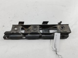 кронштейн заднего бампера Volkswagen Passat B6 2006, 2.0 л., дизель, МКПП, синий, универсал, 3C0807184