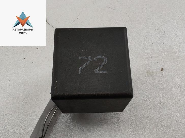 реле (прочие) Volkswagen Passat B4 1996, 1.9 л., дизель, МКПП, зелёный, универсал, 191955529 - фото №1