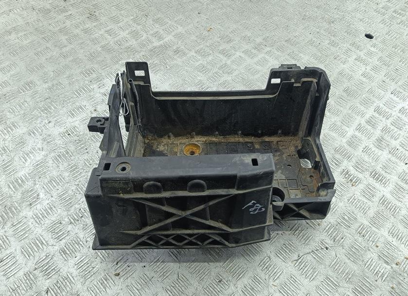 Кожух аккумулятора (короб АКБ) Renault Laguna III 2008, 2.0 л., дизель, АКПП, чёрный, универсал, 244460001R