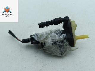 насос (моторчик) омывателя стекла Opel Astra H/Family [рестайлинг] 2009, серый, универсал, 13248320