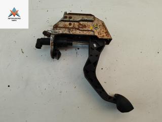 педаль сцепления Skoda Fabia 1 поколение (6Y) [рестайлинг] 2006, 1.2 л., бензин, МКПП, чёрный, универсал, 6Q1721321C