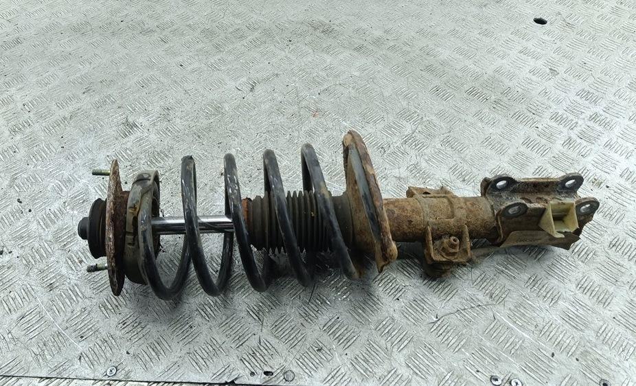 стойка передняя Volvo V70 2001, 2.4 л., бензин, МКПП, чёрный, универсал