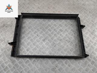 диффузор вентилятора Volvo V70 2 поколение 2001, 2.4 л., бензин, МКПП, чёрный, универсал, 9492961