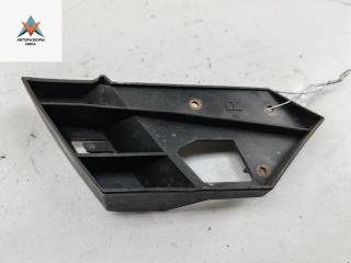 крепление фары правой Mitsubishi Grandis 1 поколение 2009, 2.4 л., бензин, АКПП, серый, минивэн