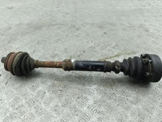 полуось передняя левая (приводной вал, ШРУС) Audi A4 B5 1999, 1.8 л., Ti, бензин, МКПП, серый, седан