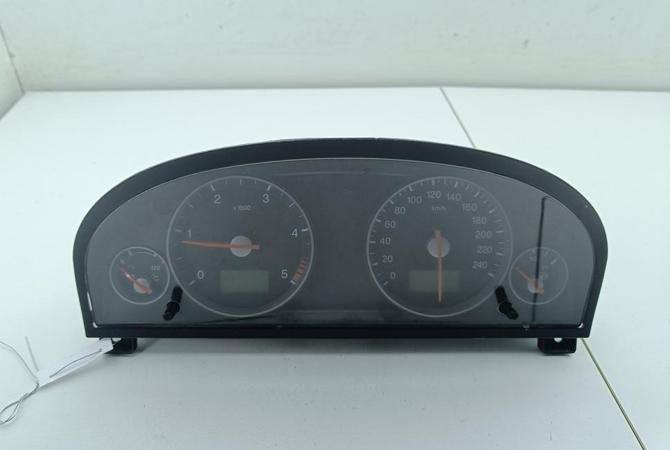 приборная панель Ford Mondeo III 2006, 2.0 л., дизель, МКПП, серый, хетчбэк 5 дв., 1S7F10841BD