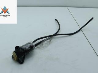 насос (моторчик) омывателя стекла Ford Focus 1 поколение [рестайлинг] 2004, серый, универсал, 93BB17K624BA