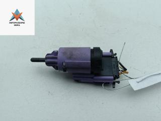 Датчик (включатель) стоп-сигнала Volkswagen Sharan 1 поколение [2-й рестайлинг] 2004, 2.8 л., бензин, МКПП, серый, минивэн, 1J0945511D