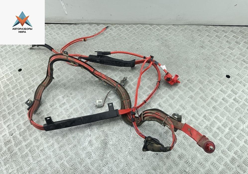 плюсовой провод аккумулятора BMW 5 серия F07/F10/F11 2011, 3.0 л., дизель, АКПП, серый, универсал, 9150990, 9150987 - фото №1