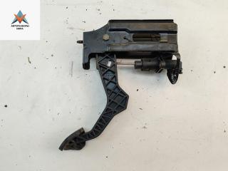 педаль сцепления Volkswagen Bora 1 поколение 2000, 2.0 л., бензин, МКПП, синий, универсал, 1J1721321C