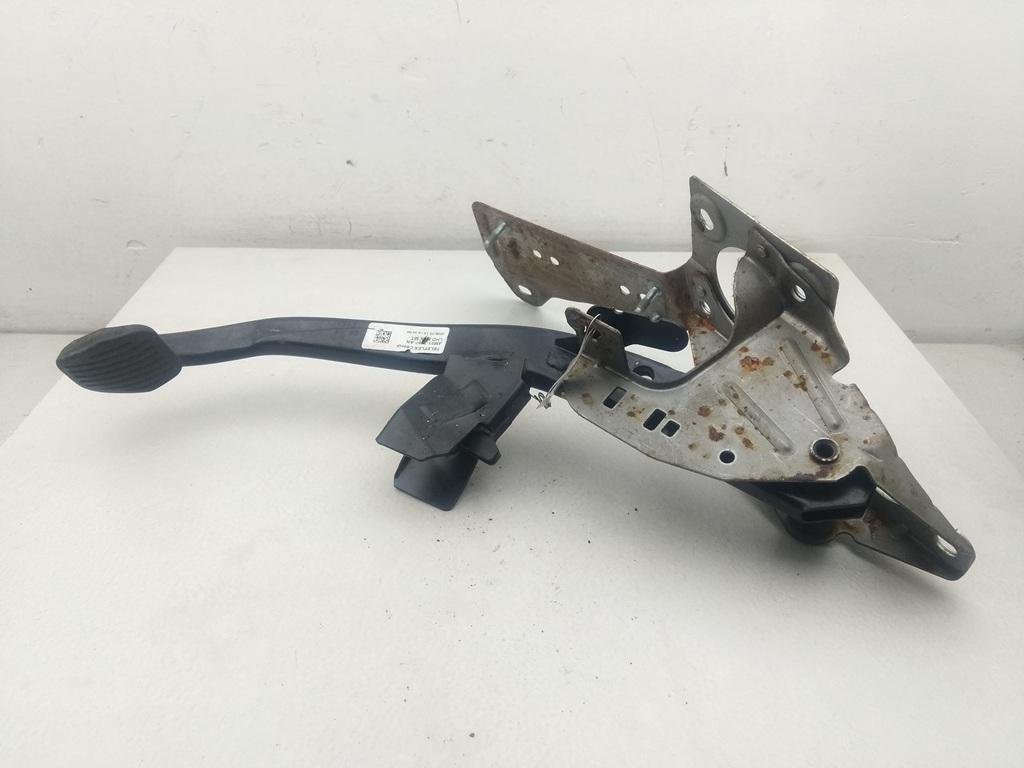 педаль сцепления Ford Focus II 2006, 1.6 л., i, бензин, МКПП, серый, универсал, 4M512467AN