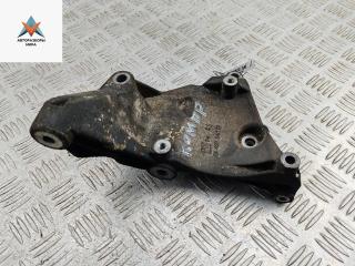 кронштейн компрессора кондиционера Opel Zafira 1 поколение (A) [рестайлинг] 2004, 2.0 л., дизель, МКПП, белый, минивэн, 24459840