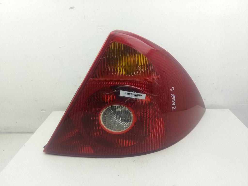 фонарь задний правый Ford Mondeo III 2002, 1.8 л., бензин, МКПП, зелёный, хетчбэк 5 дв., 1S7113404A