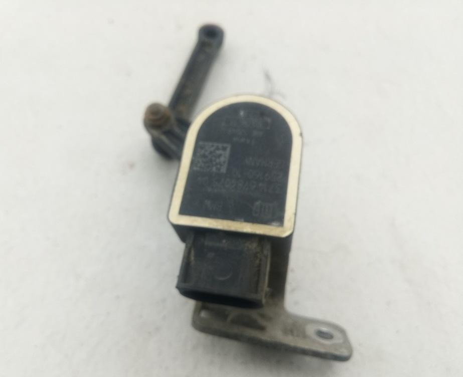 датчик дорожного просвета BMW 5 серия F07/F10/F11 2011, 3.0 л., дизель, АКПП, серый, универсал, 6784075 - фото №1