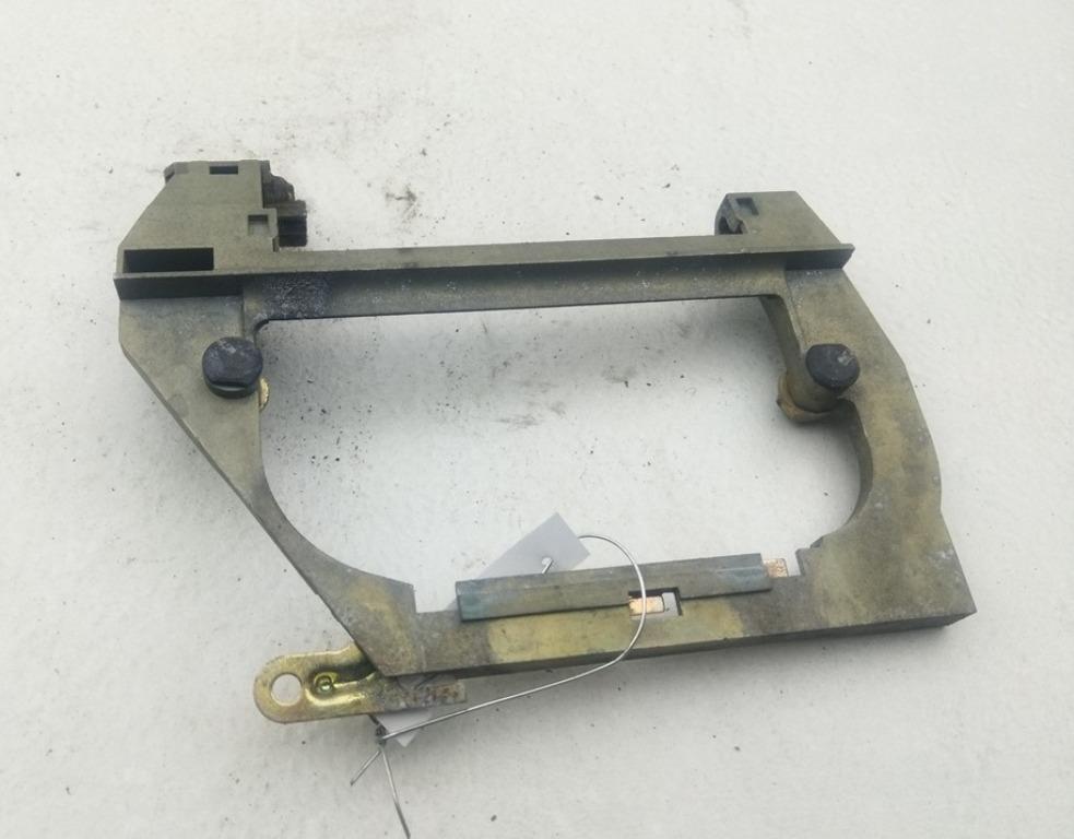 Корпус (держатель) ручки двери задней правой BMW 7 E38 1997, 3.5 л., бензин, АКПП, зелёный, седан