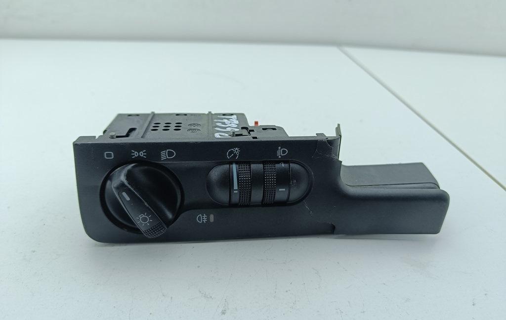 переключатель света Volkswagen Passat B4 1996, 1.9 л., дизель, МКПП, зелёный, универсал, 3A1941531E