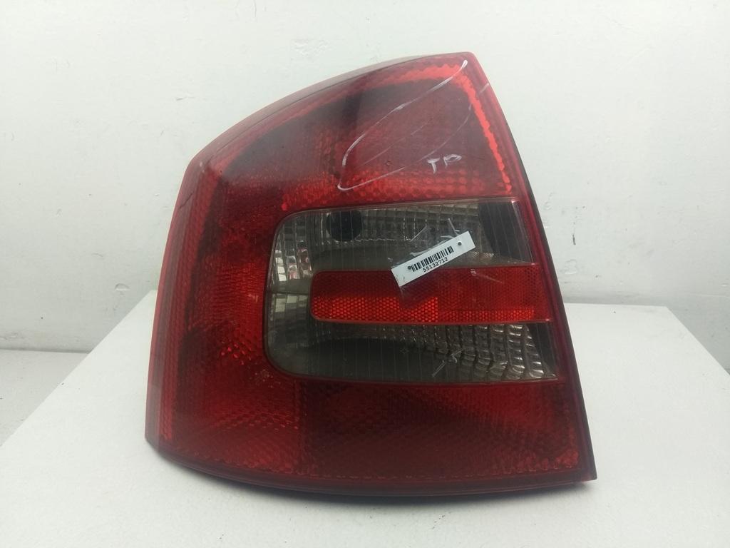 фонарь задний левый Skoda Octavia mk2 (A5 1Z) 2008, 1.9 л., дизель, МКПП, серый, хетчбэк 5 дв., 1Z5945095A