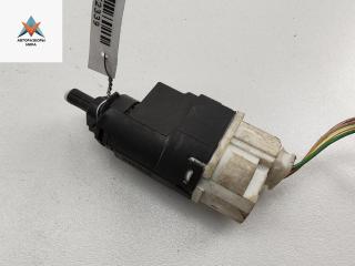 Датчик включения заднего хода (лягушка) Dacia (Renault) Sandero II 2019, 1.0 л., бензин, МКПП, белый, хетчбэк 5 дв., 253206170R