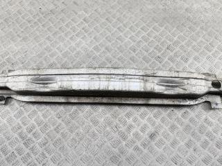 усилитель бампера переднего Audi A6 4F/C6 2005, 3.2 л., бензин, МКПП, серый, универсал, 4F0807111