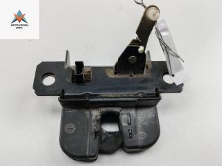 замок багажника Volkswagen Golf 4 поколение 2002, хетчбэк 5 дв., 1J6827505B