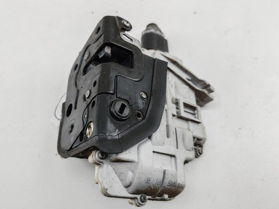 замок двери задней правой Audi A6 C6 2005, 3.0 л., дизель, АКПП, серый, седан, 4F0839016
