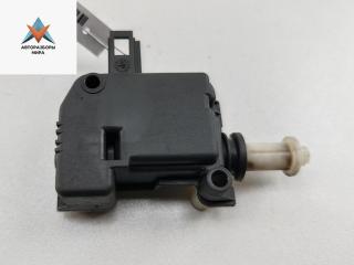 активатор замка багажника Audi A6 4B/C5 [рестайлинг] 2003, 2.5 л., дизель, АКПП, чёрный, универсал, 4B9962115B