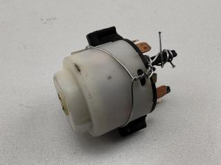 контактная группа Audi A4 B5 1998, 1.8 л., бензин, МКПП, серый, седан, 4B0905849