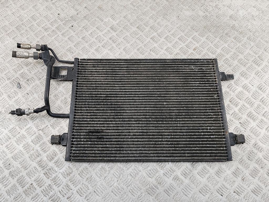 радиатор кондиционера Audi A4 B5 1997, 1.8 л., Ti, бензин, МКПП, синий, универсал