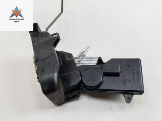 замок двери передней правой Mazda 6 GG 2003, 2.0 л., дизель, МКПП, серый, универсал, B13SPL