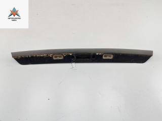 накладка подсветки номера Ford Mondeo 4 поколение 2007, 2.0 л., дизель, МКПП, серый, универсал, 7S71N43404A