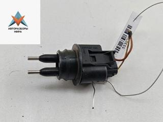 датчик уровня омывающей жидкости Volkswagen Sharan 1 поколение [2-й рестайлинг] 2003, 1.9 л., дизель, МКПП, зелёный, минивэн