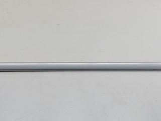 молдинг двери передней правой BMW 5 серия E39 [рестайлинг] 2001, 2.2 л., бензин, АКПП, серый, седан, 7004024